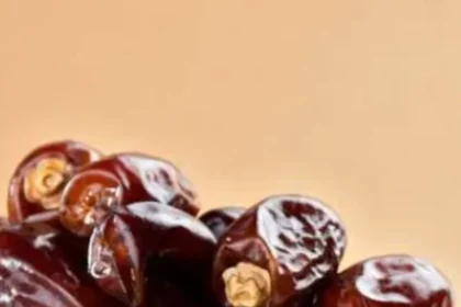 Khajur Khane Ke Fayde: सुबह खाली पेट खजूर खाने के फायदे, जाने खाने का सही तरीका