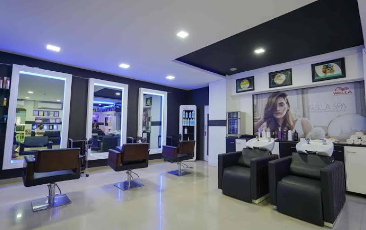 Beauty Parlour Business Kaise Shuru Kare 2024